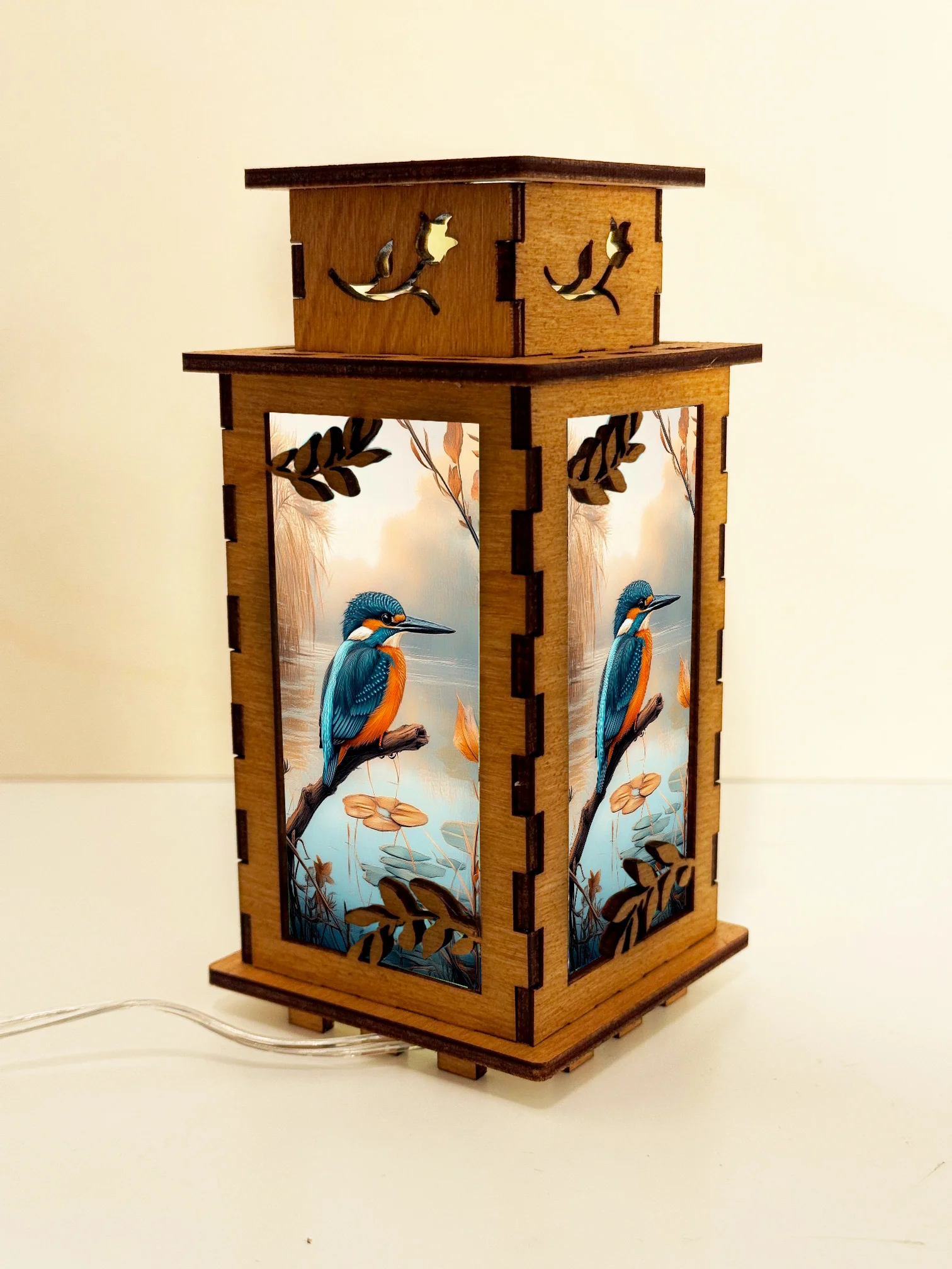 Kingfisher - Artiviesta Handmade Wooden Lamp